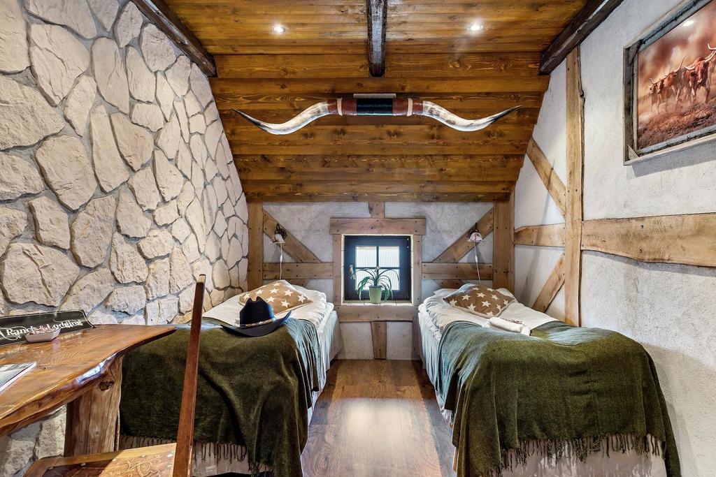 J A Ranch Bed & Breakfast Stromsnasbruk Екстериор снимка