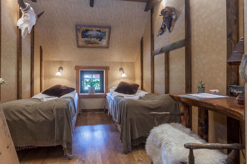J A Ranch Bed & Breakfast Stromsnasbruk Екстериор снимка