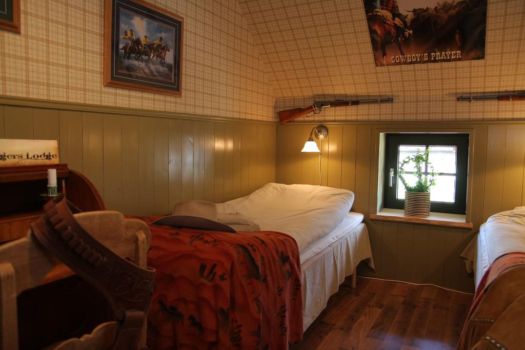 J A Ranch Bed & Breakfast Stromsnasbruk Екстериор снимка
